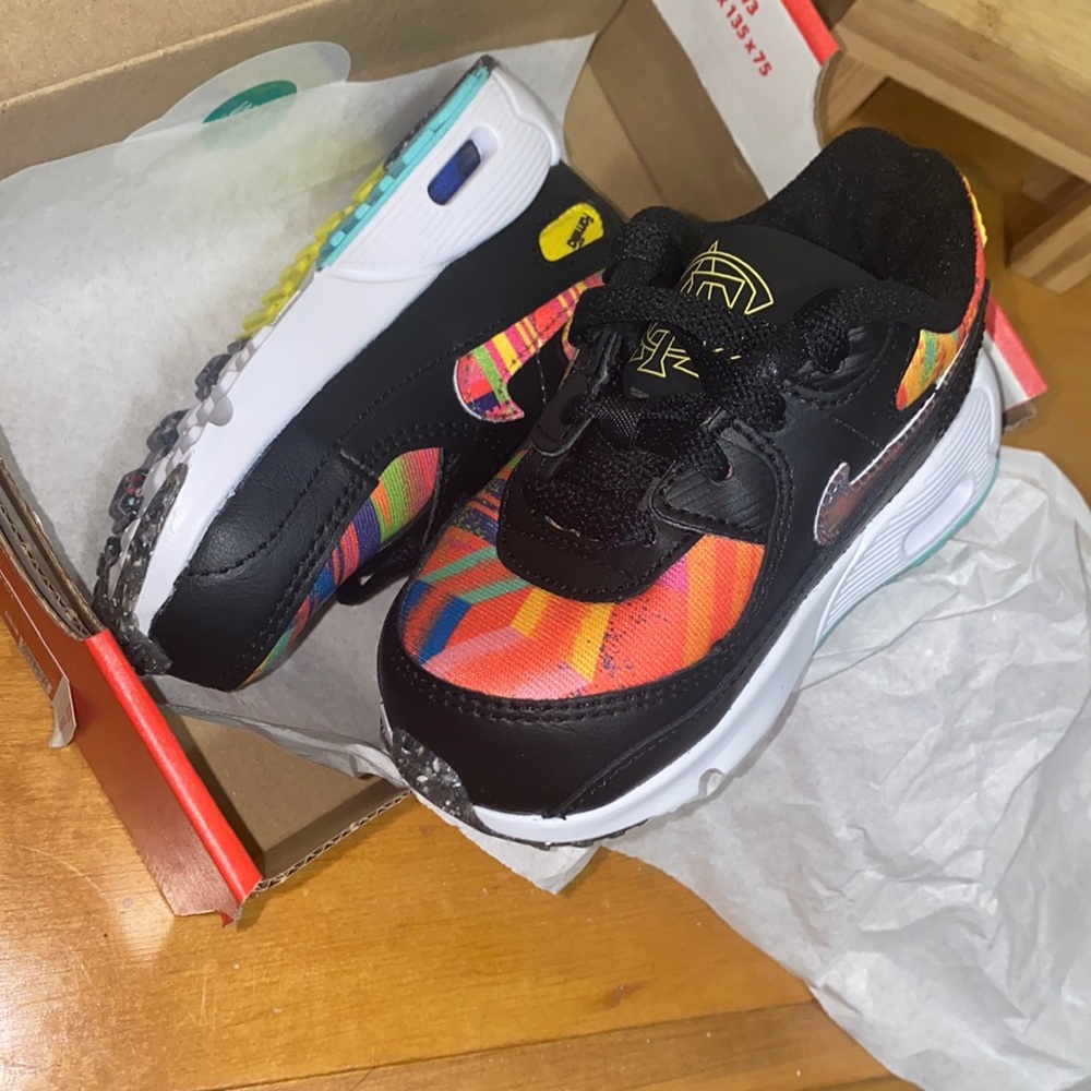 Colorful airmax unisex for toddlers
